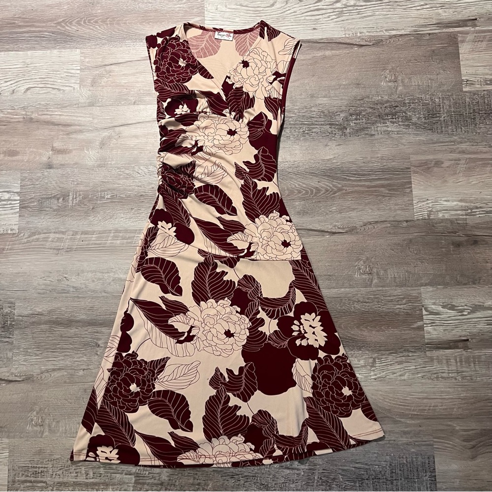 TAN & RED FLORAL DRESS